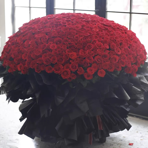 鲜花：爱到永久 999枝红玫瑰