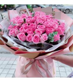 鲜花：粉色浪漫 52枝粉玫瑰